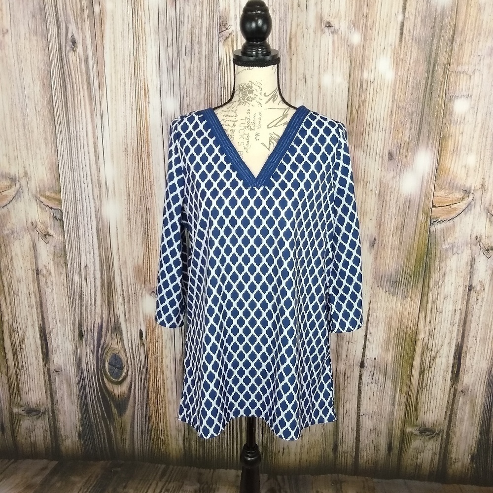 RETRO Threads Tunic V Neck Printed Blouse